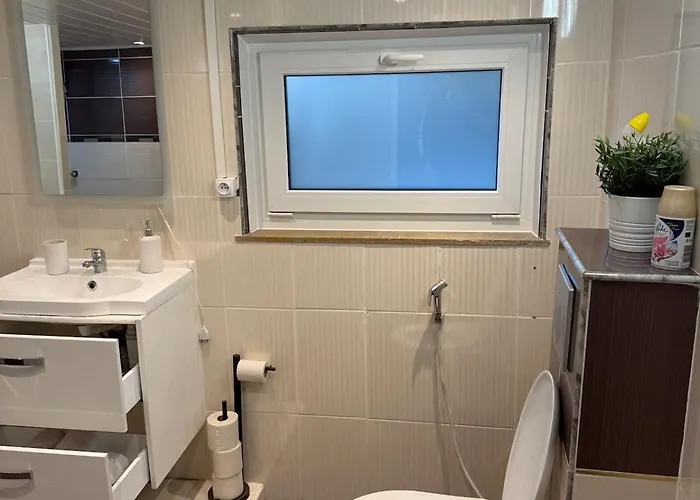 Cosy Avec Terrasse Jardin